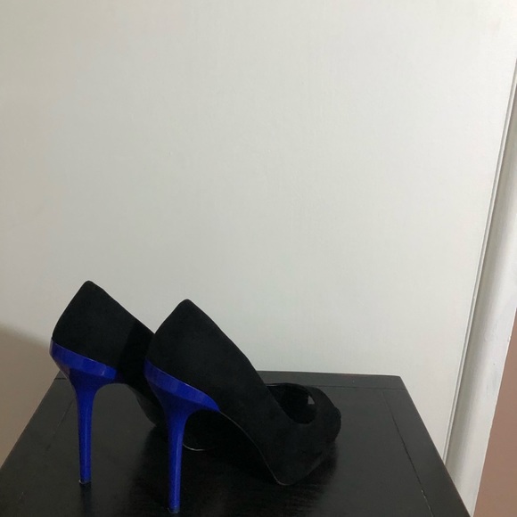 COPY - Aldo Beautiful black Heels (blue) Size 8 - Picture 5 of 16